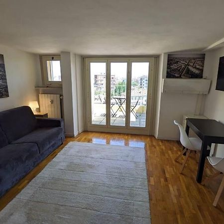 Amazing Apartment With View Near Metro Torino Eksteriør billede